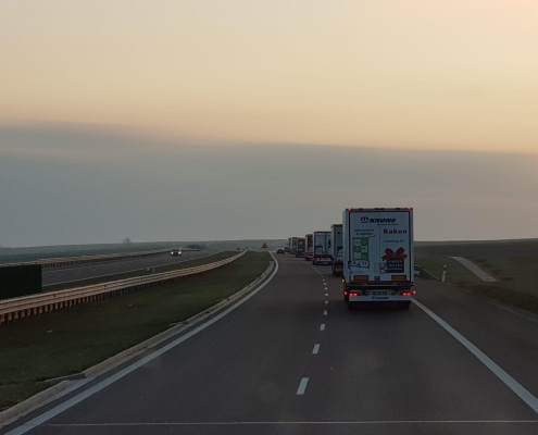 Vrachtwagens onderweg